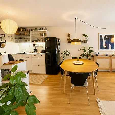 Appartement Characterful Split-level Flat In Christianshavn *