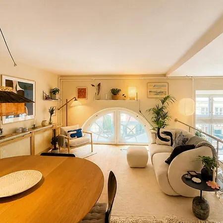 Characterful Split-level Flat In Christianshavn * Kopenhagen