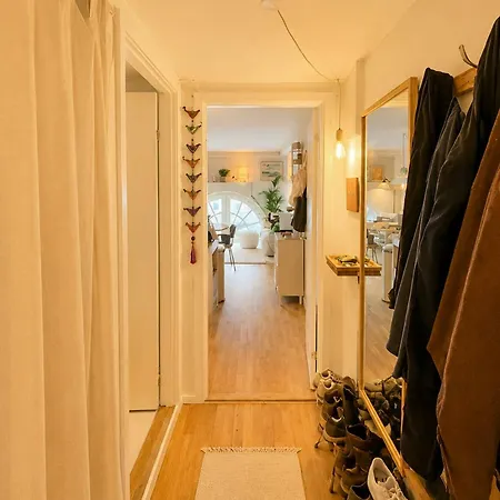 Characterful Split-level Flat In Christianshavn Lägenhet *